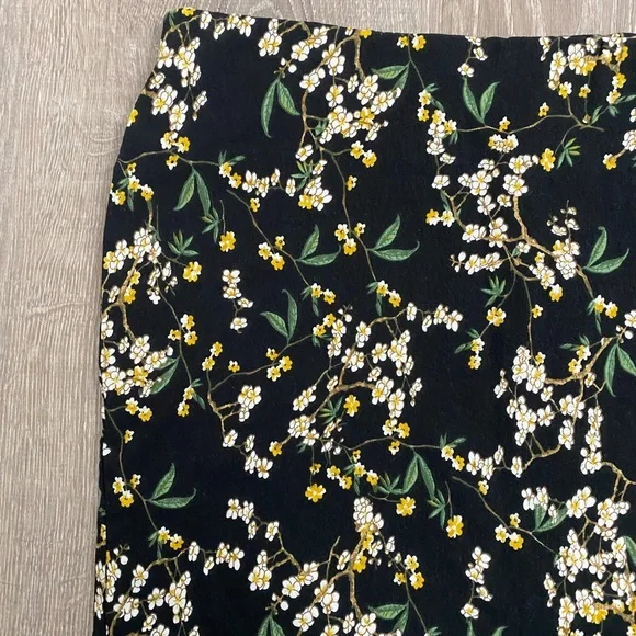 Jules & Leopold Black Stretch Floral Pencil Skirt | Size L - Picture 3 of 7